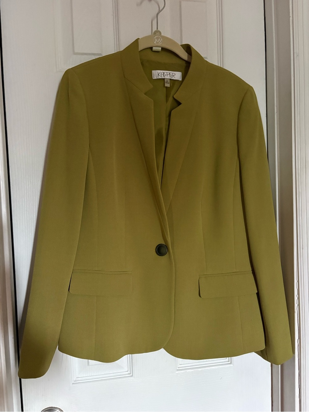 Kasper Olive Collarless Single-Button Blazer
